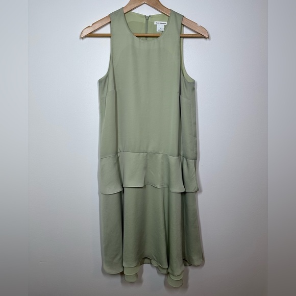 CLUB Monaco Norra Dress Light Green Size 2 - Picture 2 of 6